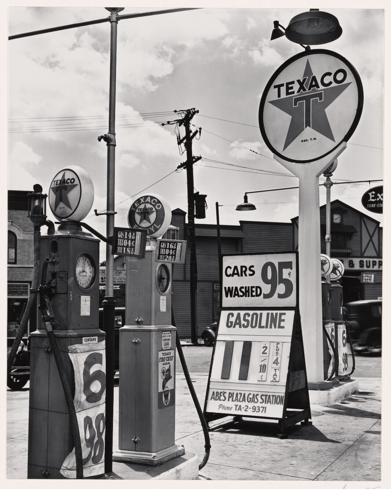 New York City 1936 Photo Texaco station, Tremont Ave and Dock St 58496386