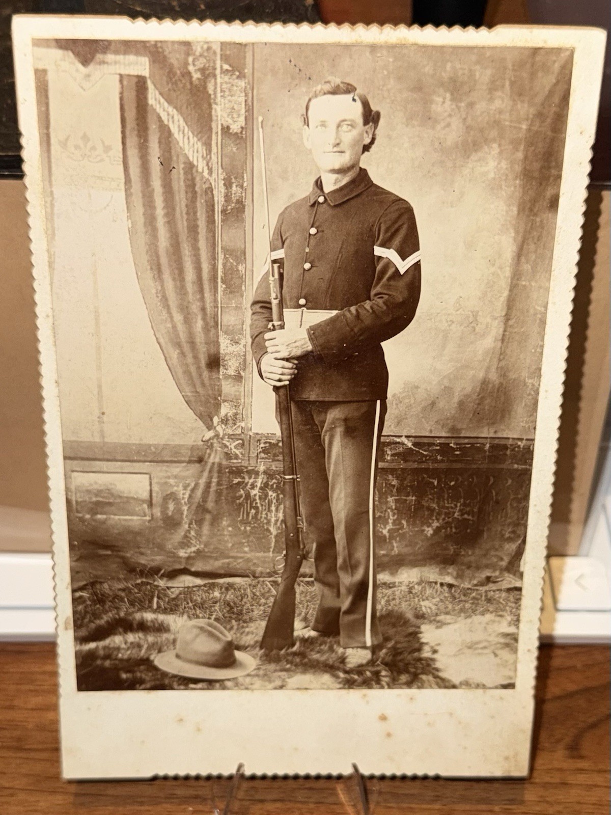 Spanish American War Cabinet Card Photo, Armed Soldier, Possible Identification