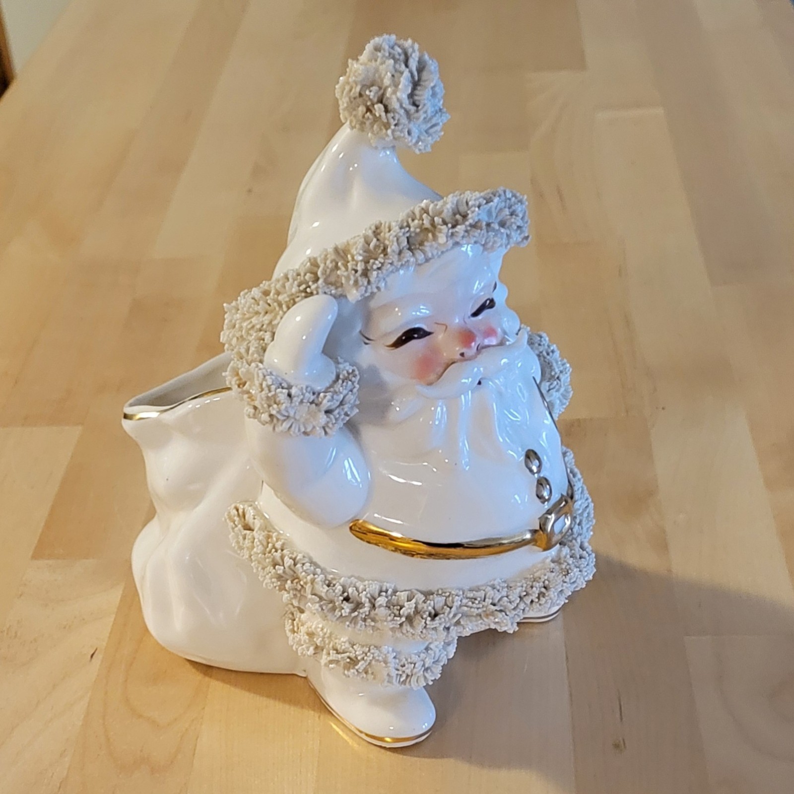 Vtg 1950s Ceramic Santa Claus Planter White w/Gold  Accents_Spaghetti Trim Japan