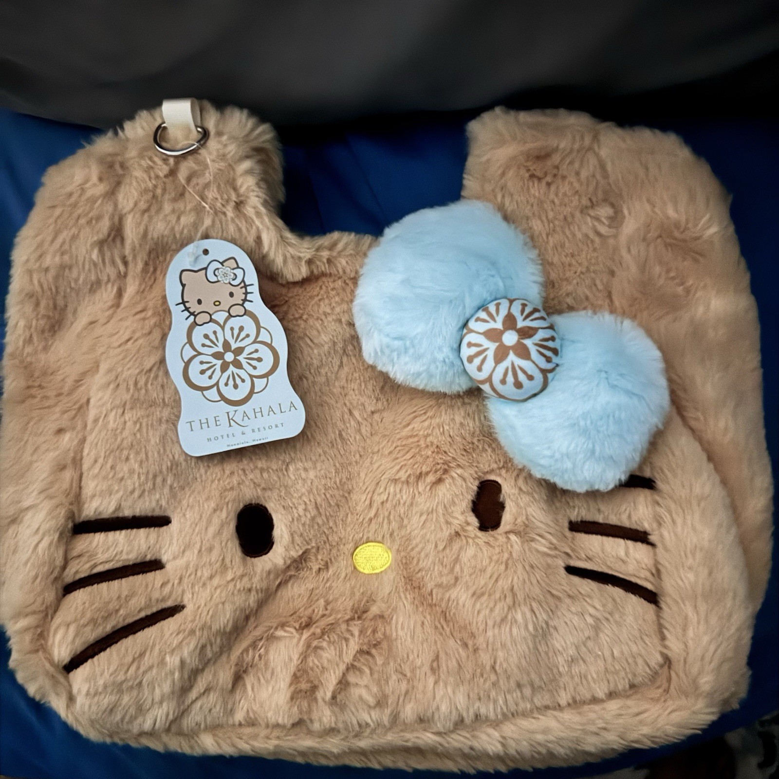 Tan Hello Kitty The Kahala Hotel And Resort Exclusive Bag Tan Hello Kitty The Kahala Hotel And Resort Exclusive Bag