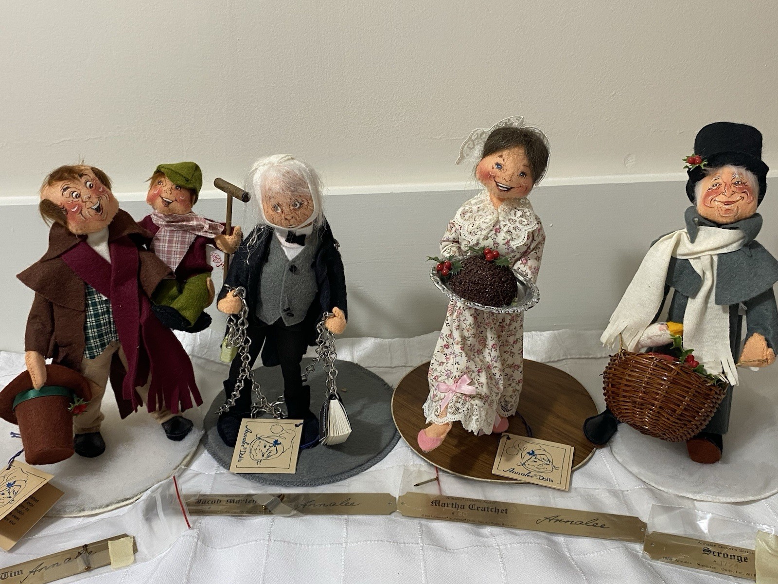 Vintage Annalee Dickens Christmas Carol 4 doll set. 1988-1991 Vintage Annalee Dickens Christmas Carol 4 doll set. 1988-1991