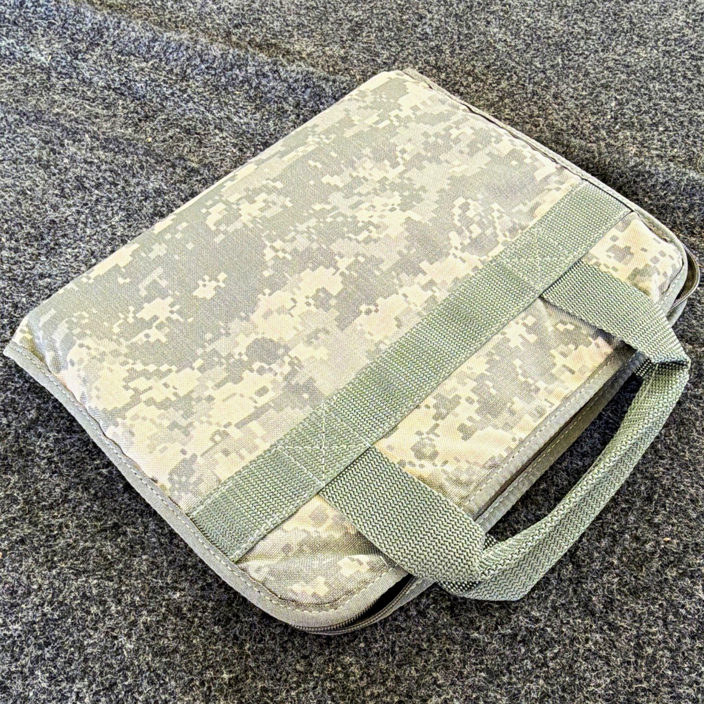 Digital Camouflage Zippered Organizer Carry Case w/ Handle & Interior Pockets Digital Camouflage Zippered Organizer Carry Case w/ Handle & Interior Pockets
