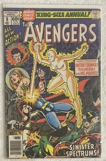 Avengers Annual #8 (RAW 7.0 - MARVEL 1977) Roger Slifer. Carl Gafford.
