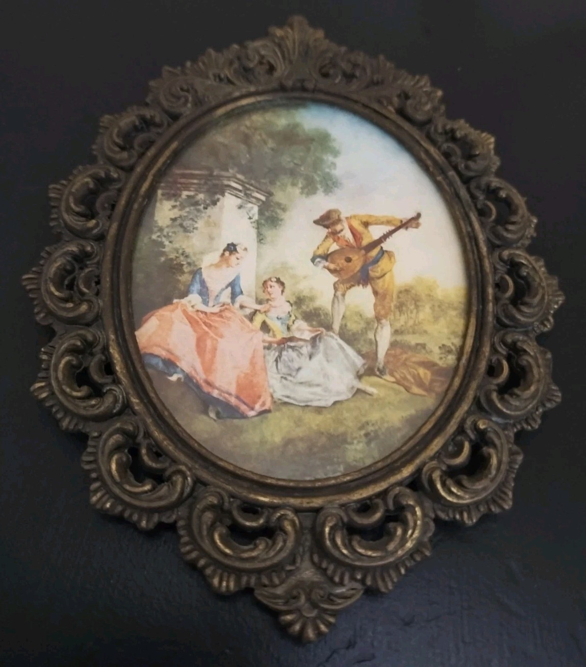 Vintage Ornate Brass Oval Frame With Victorian Style Print 5.5\