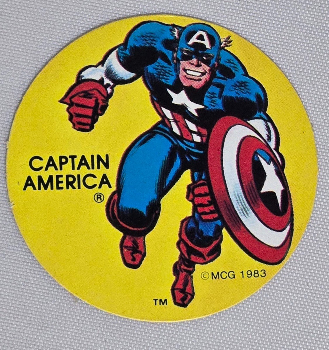Rare CAPTAIN AMERICA 1983 Ovaltine Marvel Super Hero Sticker 2\