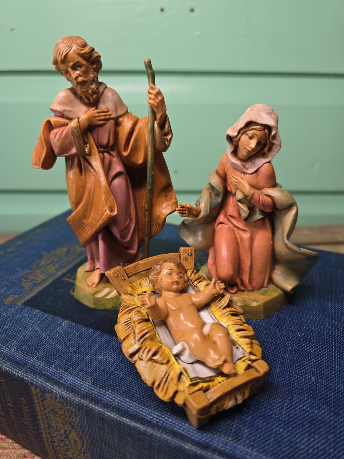 Vintage 1991 Fontanini Italy Holy Family Nativity Mary Joseph Baby Jesus Manger Vintage 1991 Fontanini Italy Holy Family Nativity Mary Joseph Baby Jesus Manger