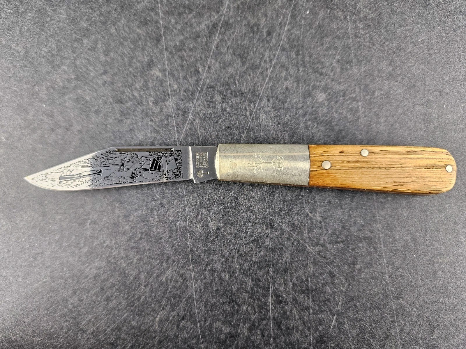 L. L. BEAN 1995 Collector's Knife by BOKER TREE BRAND Pocket Knife Box Engraved L. L. BEAN 1995 Collector's Knife by BOKER TREE BRAND Pocket Knife Box Engraved
