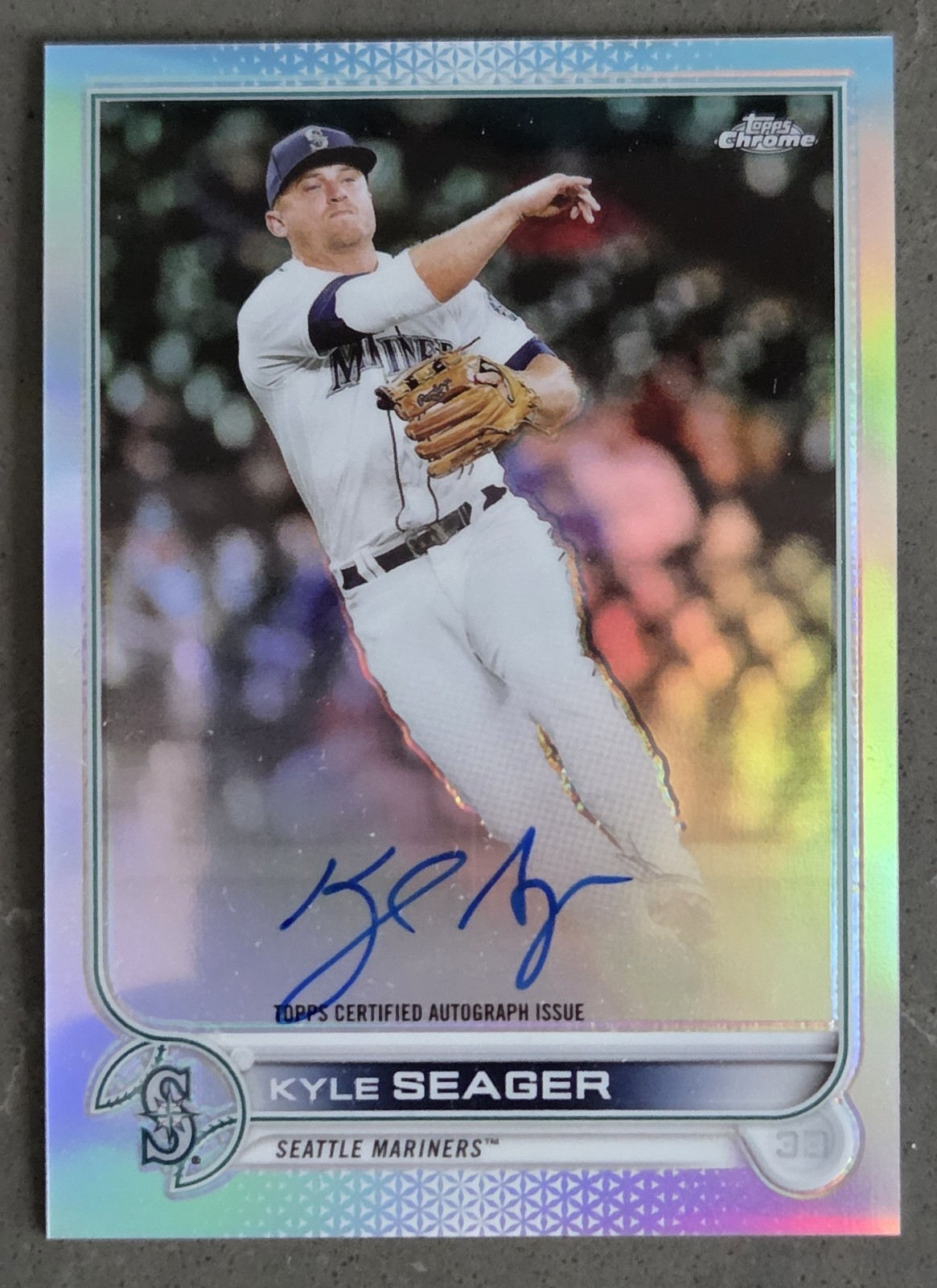 2022 Topps Chrome Kyle Seager Refractor Auto #276/499 2022 Topps Chrome Kyle Seager Refractor Auto #276/499