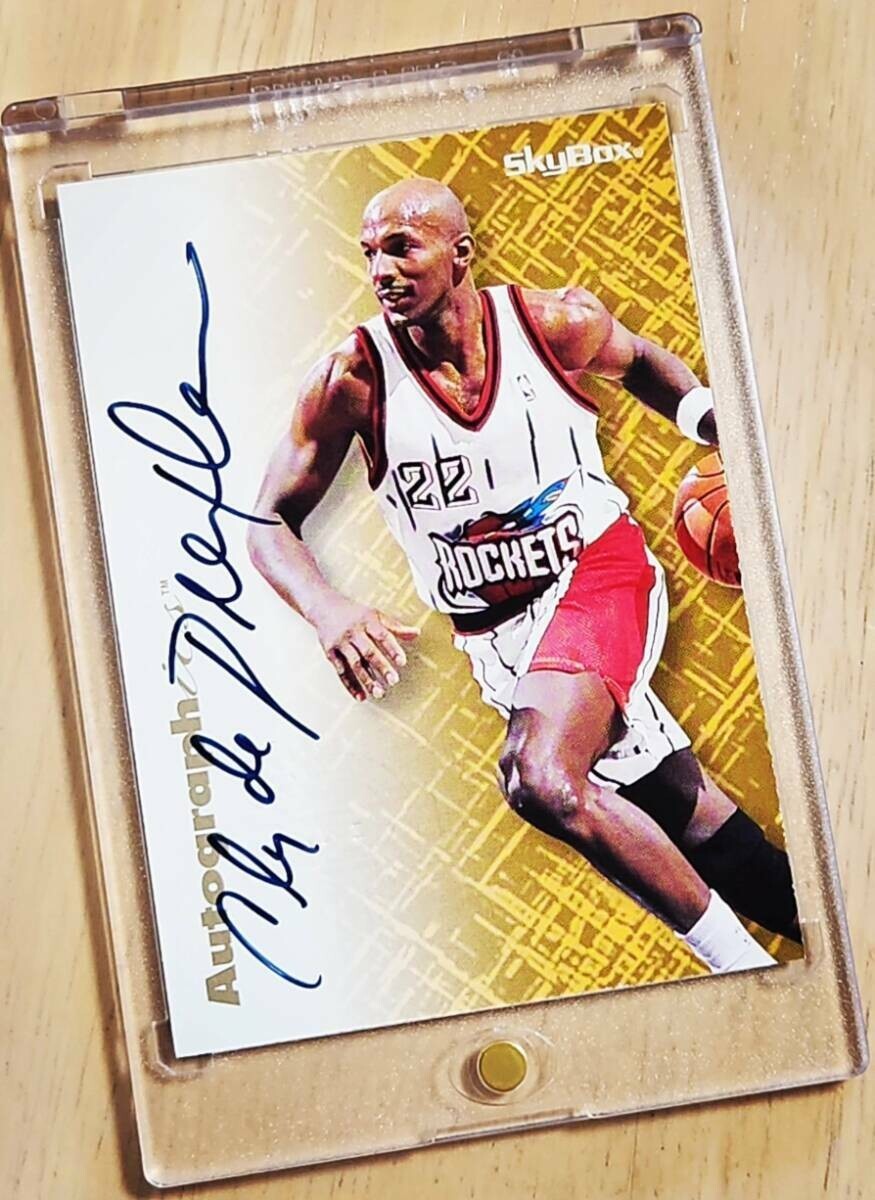 Rare Sign 1996 97 Skybox Autographics CLYDE DREXLER Auto Clyde Drexler Auto Rare Sign 1996 97 Skybox Autographics CLYDE DREXLER Auto Clyde Drexler Auto