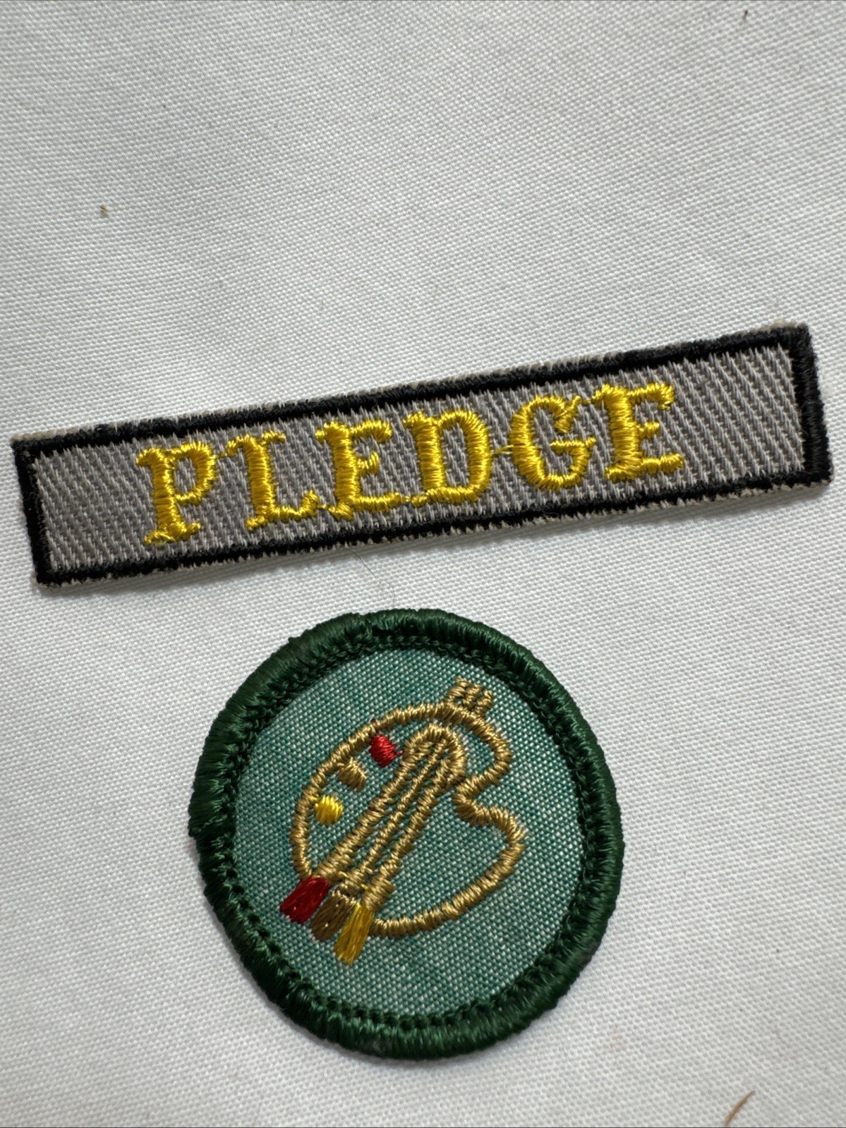 Vintage Girl Scout 1955-1960  Art Merit And Pledge
