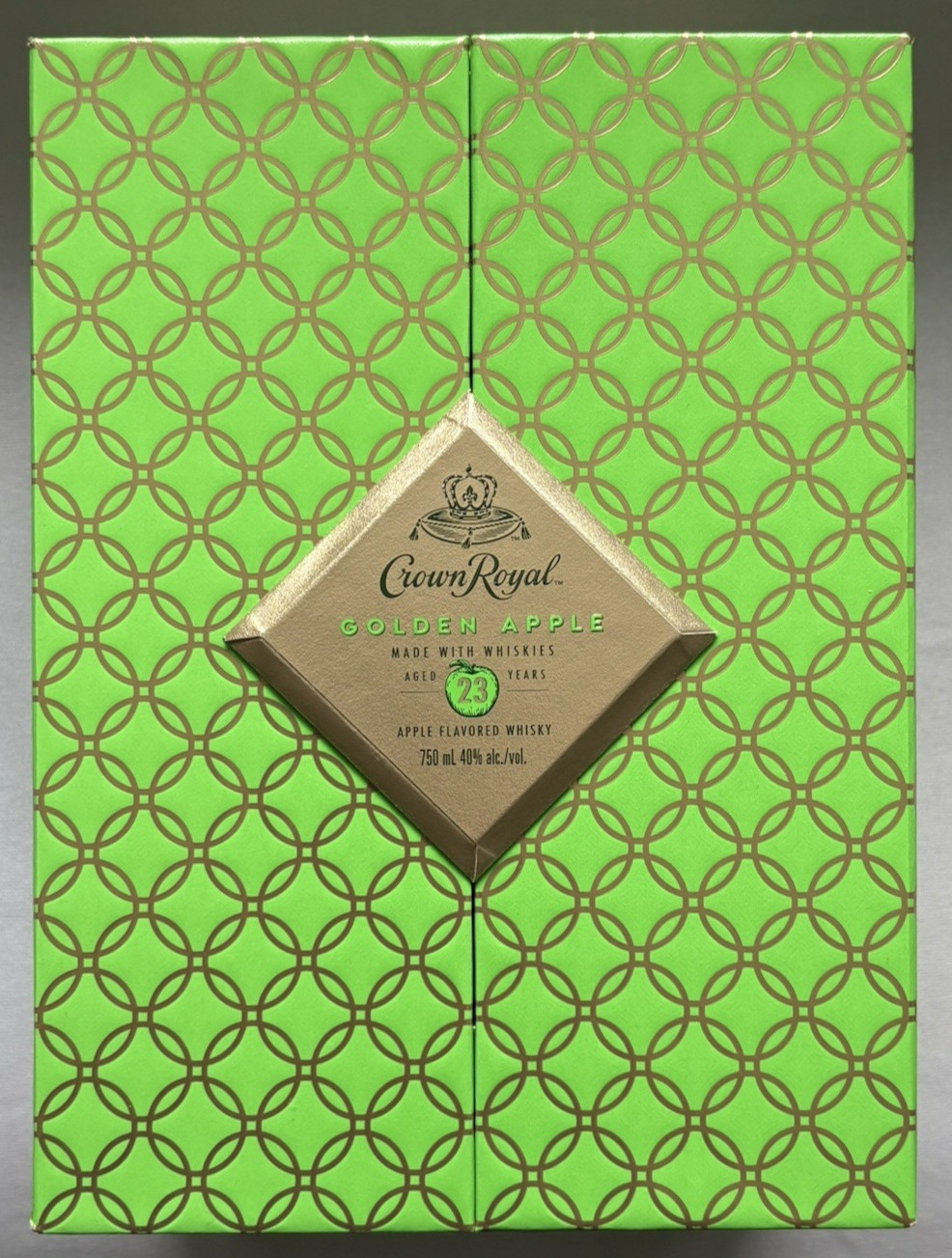 Crown Royal Golden Apple 23yr bottle/box (empty- no alcohol) Crown Royal Golden Apple 23yr bottle/box (empty- no alcohol)