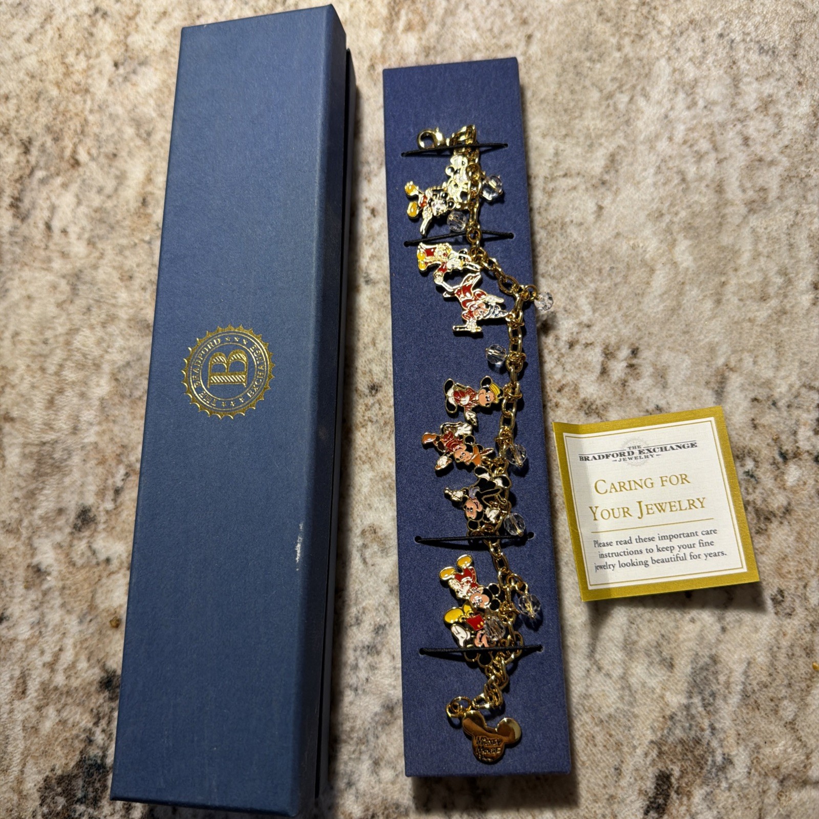 The Bradford Exchange Disney Characters Charm Bracelet in Display Box The Bradford Exchange Disney Characters Charm Bracelet in Display Box