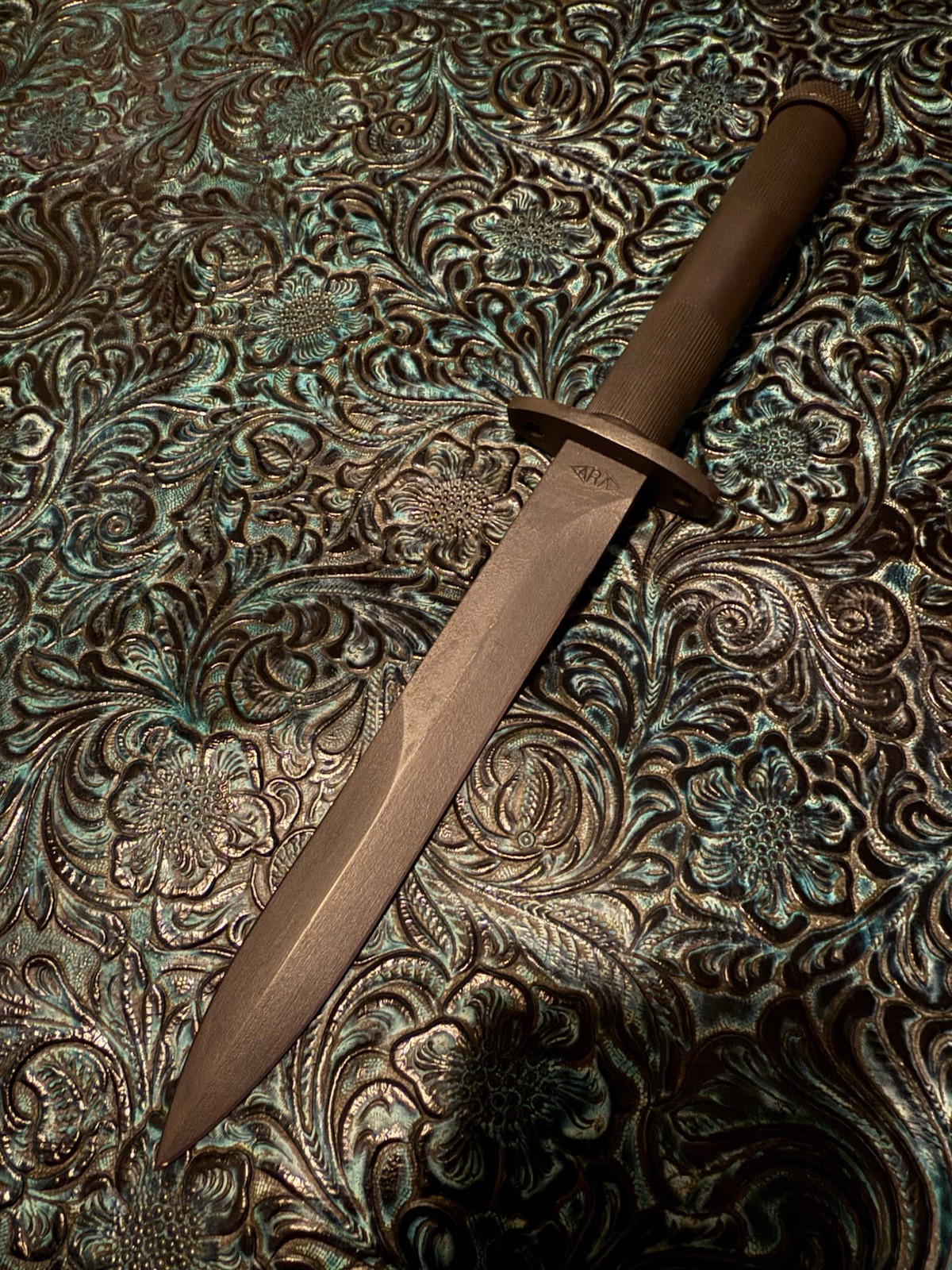 Angus Arbuckle Dagger ~ARA ~ RARE  RARE. See If You Can Find Another One These