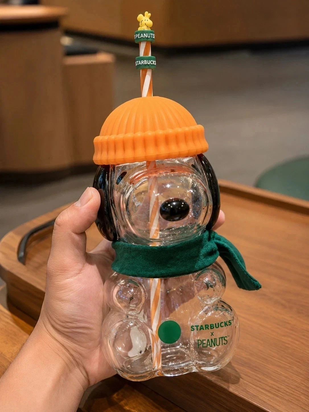 Starbucks x Peanuts Shaped Glass Bottle CupLimited Starbucks IN HAND Starbucks x Peanuts Shaped Glass Bottle CupLimited Starbucks IN HAND