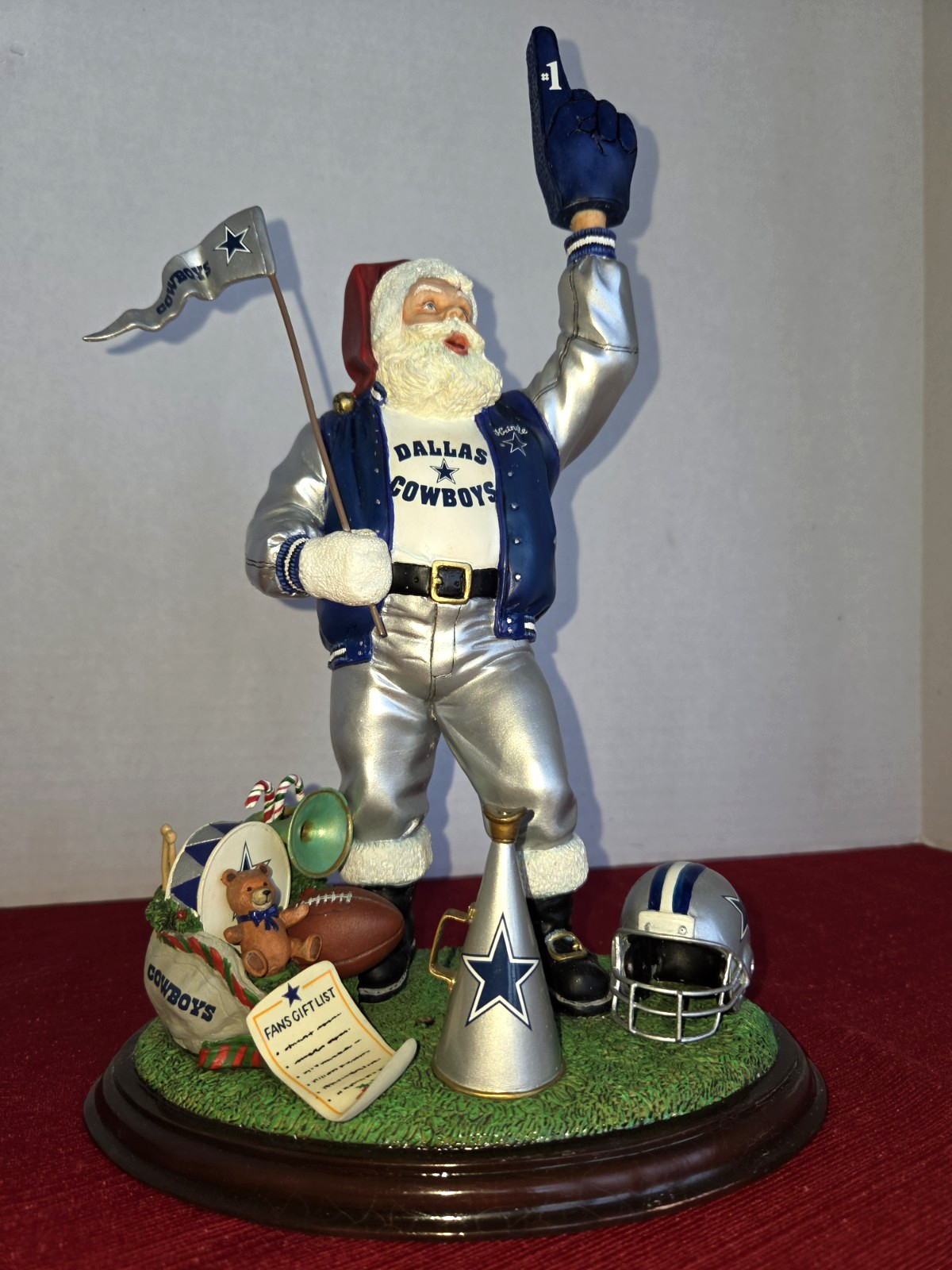 Vintage 2000 Danbury Mint NFL Dallas Cowboys Santa 12” Fan Figure Statue  NO BOX