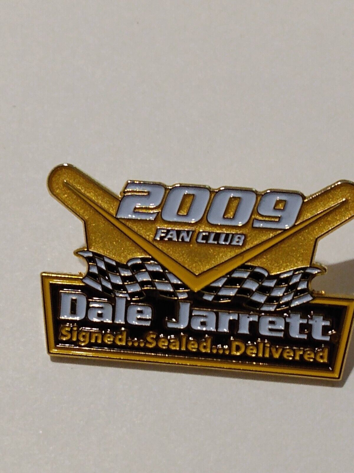 Dale Jarrett 2009 Fan Club Signed Sealed Delivered Lapel Pin