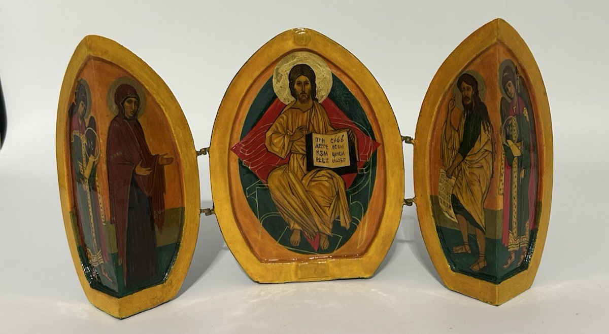 Vintage Russian Hand Painted Wooden Triptych Egg Jesus Maty & John Baptist Vintage Russian Hand Painted Wooden Triptych Egg Jesus Maty & John Baptist