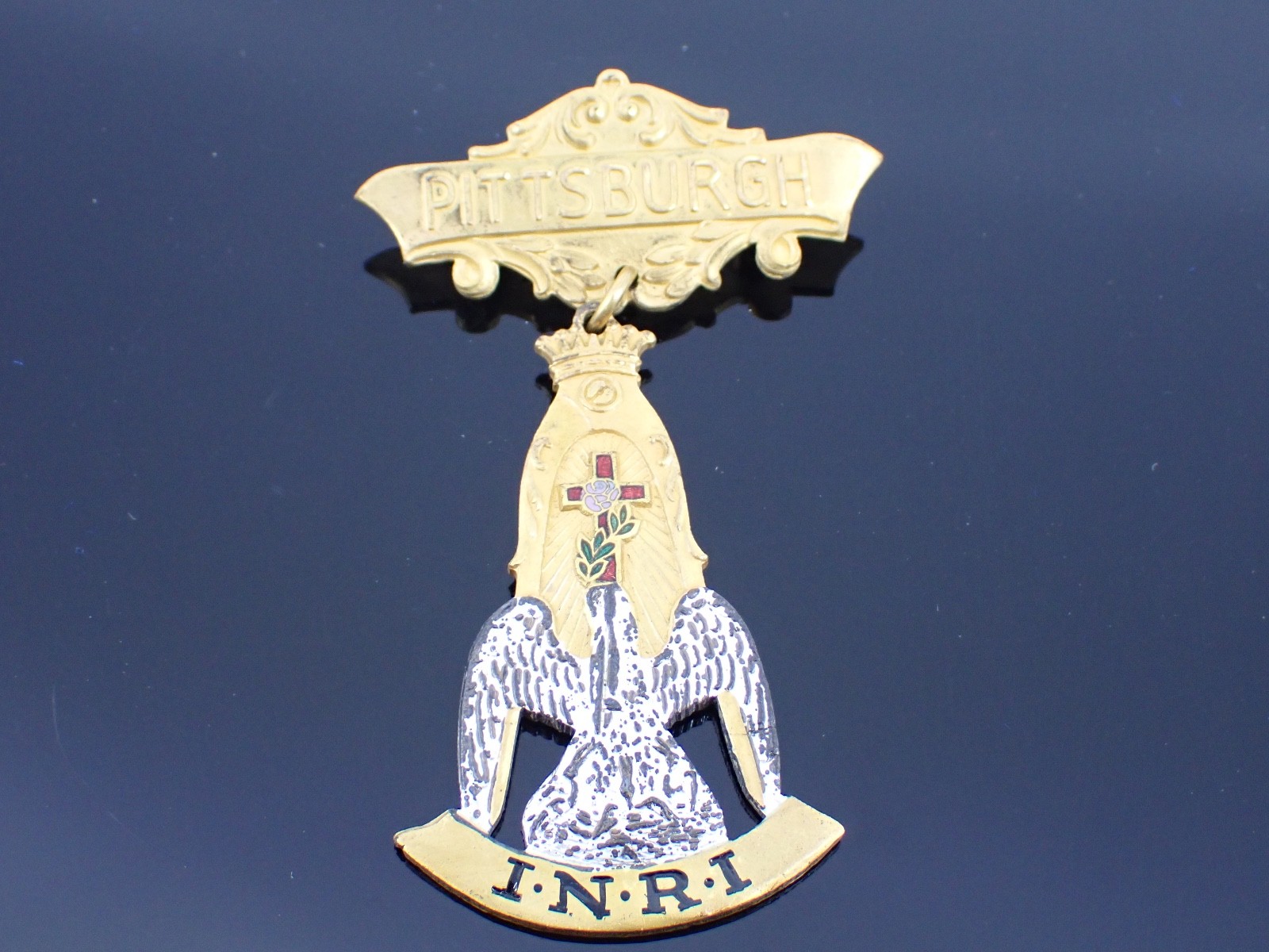 Vintage Badge Pittsburgh Chapter Rose Croix Bastian Bros. Co. INRI Pelican Vintage Badge Pittsburgh Chapter Rose Croix Bastian Bros. Co. INRI Pelican