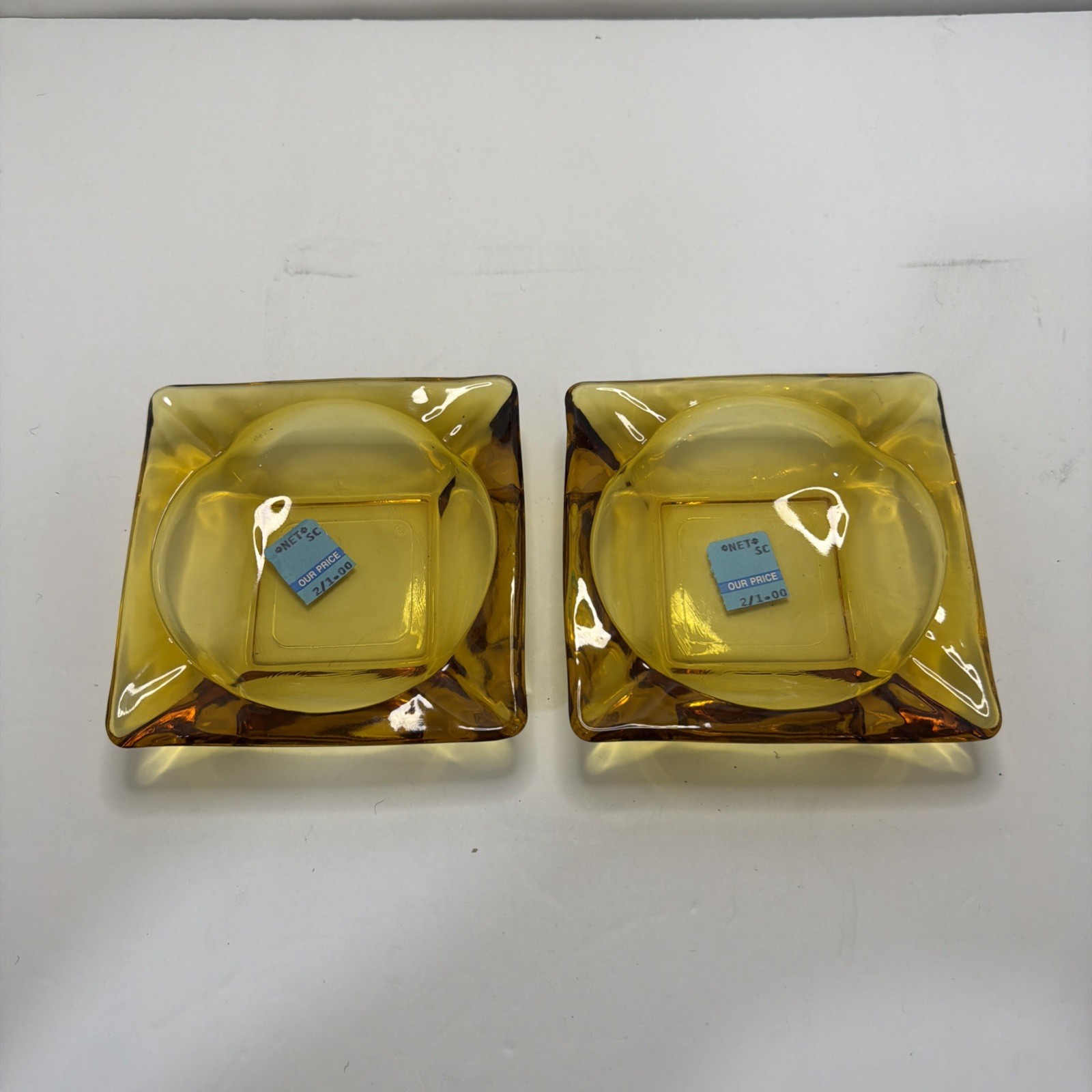 Vintage 1970s Mid Century Modern Amber Glass 4 Slot 4.5 Vintage 1970s Mid Century Modern Amber Glass 4 Slot 4.5