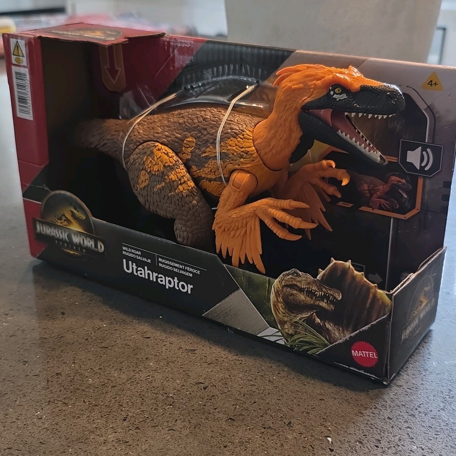 Jurassic World Rebirth Wild Roar UTAHRAPTOR BRAND NEW Dinosaur Figure Jurassic World Rebirth Wild Roar UTAHRAPTOR BRAND NEW Dinosaur Figure