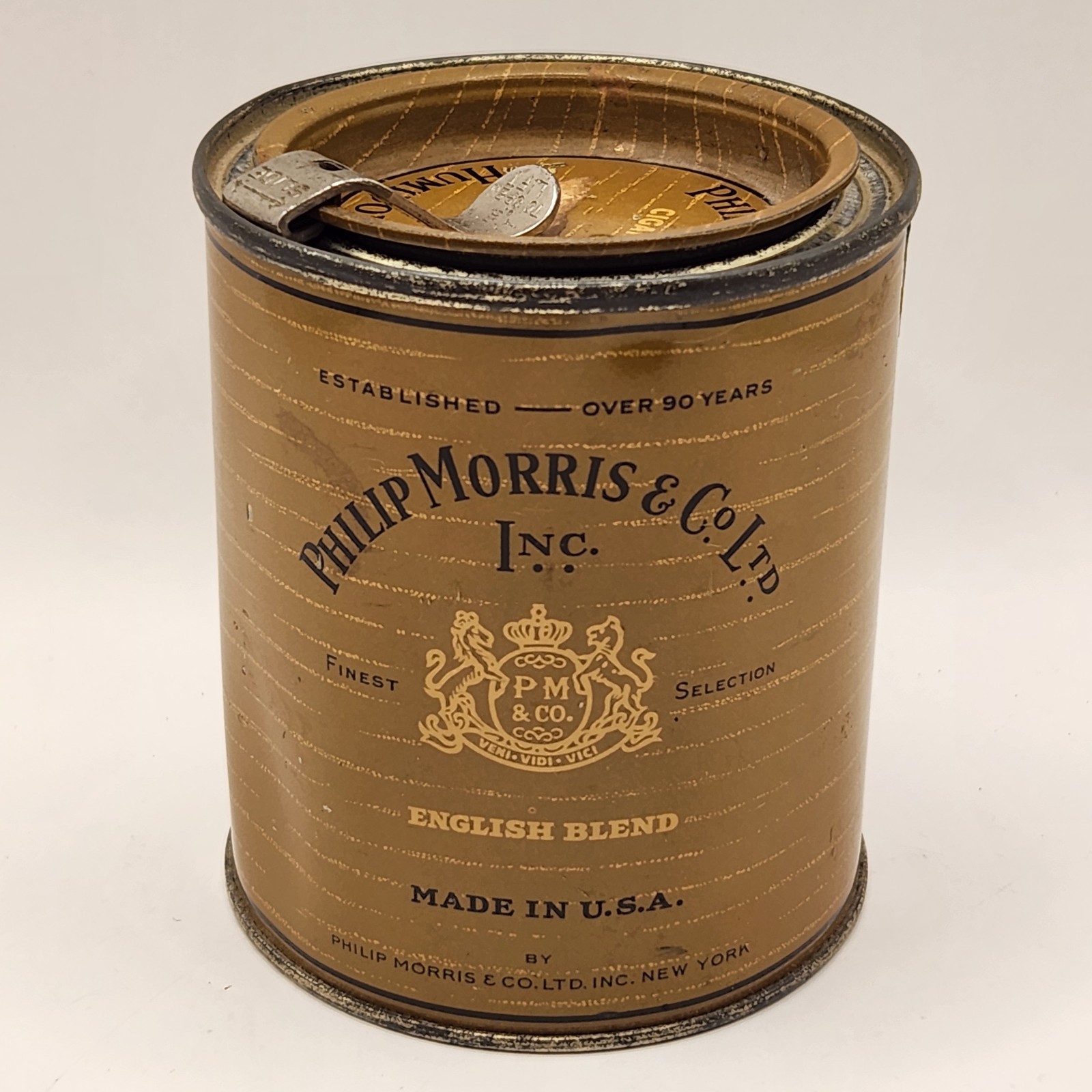 Vintage Philip Morris English Blend Cigarette Tin EMPTY Round w/ Lev-A-Lift Key Vintage Philip Morris English Blend Cigarette Tin EMPTY Round w/ Lev-A-Lift Key