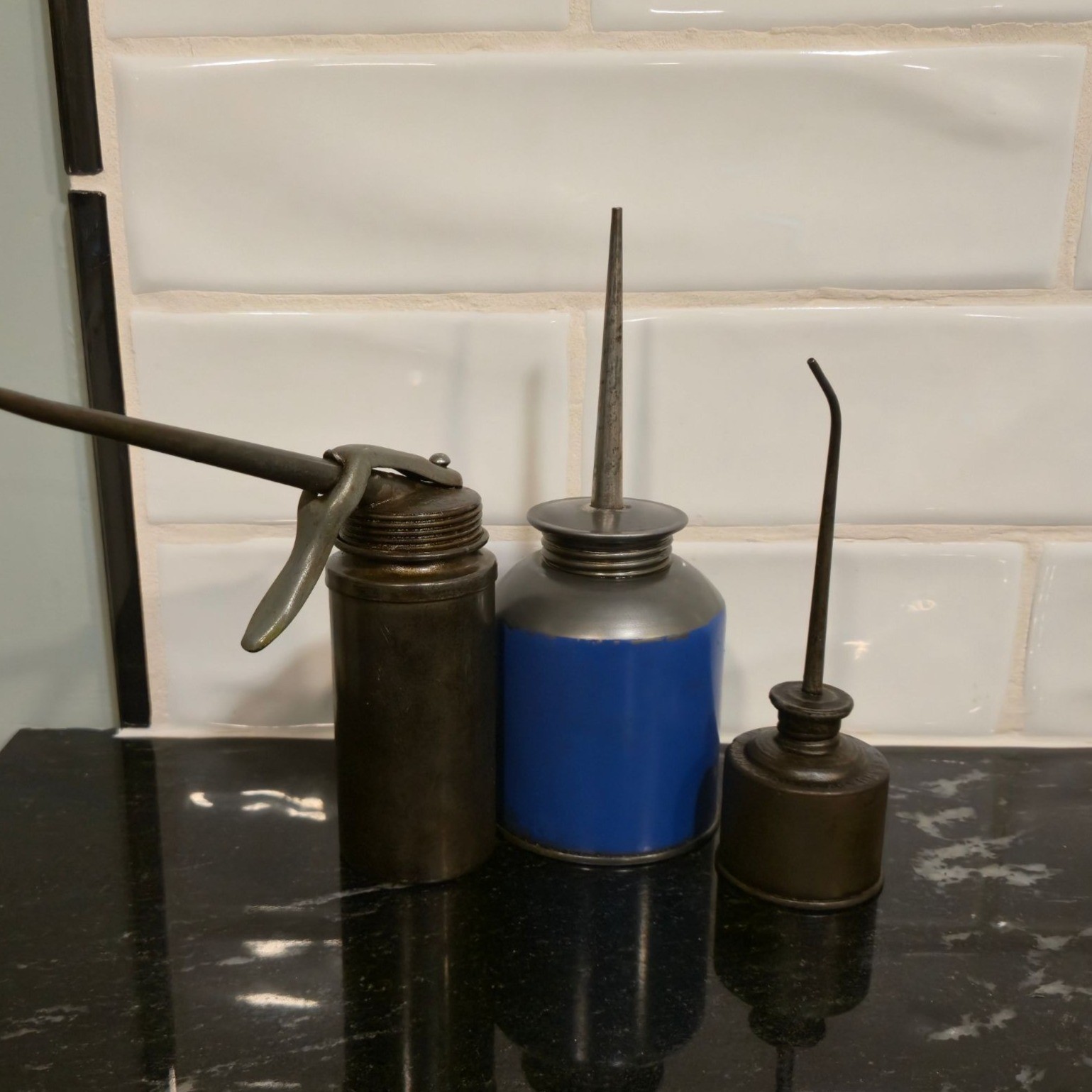 VTG Metal Oil Cans Lot of 3 Industrial Oiler Machine Shop Man cave Automobilia VTG Metal Oil Cans Lot of 3 Industrial Oiler Machine Shop Man cave Automobilia