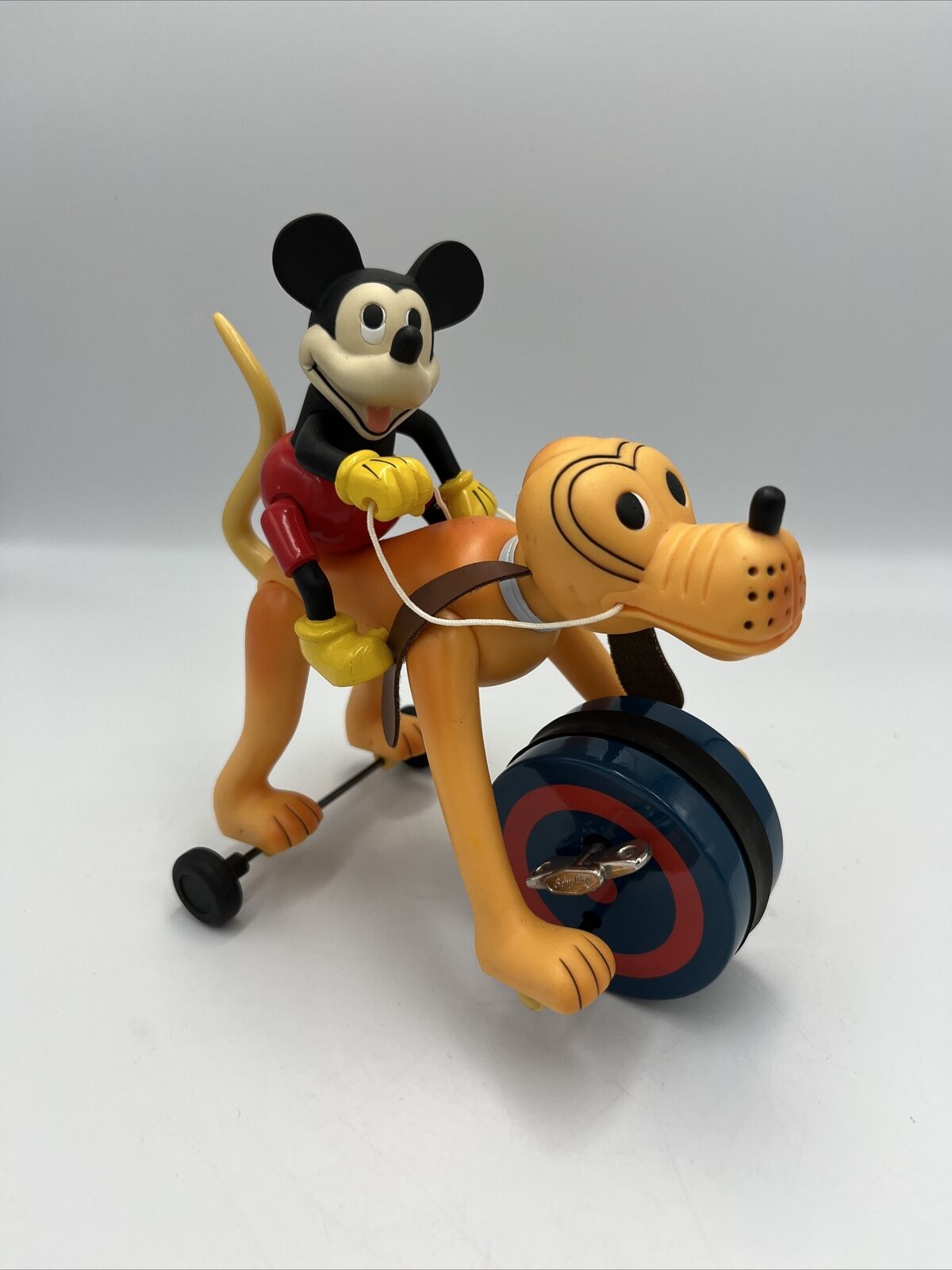2002 WALT DISNEY SCHYLLING TOYS MICKEY MOUSE RIDING PLUTO WIND UP TOY