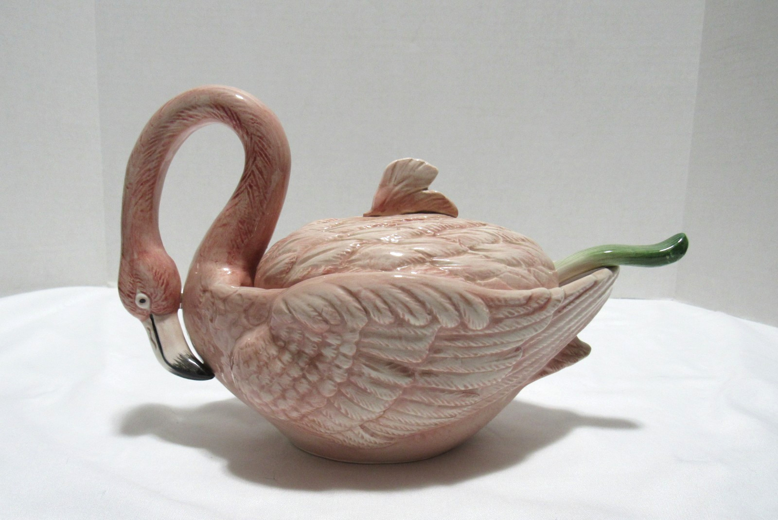 RARE, Fitz & Floyd 1986 Tropical Pink Flamingo Porcelain Tureen Sauceboat Ladle RARE, Fitz & Floyd 1986 Tropical Pink Flamingo Porcelain Tureen Sauceboat Ladle