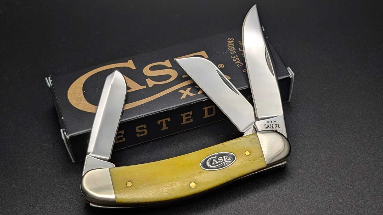 Case Sowbelly Bose Yellow Bone Smooth Model # 20036 Pattern (TB6339 SS)
