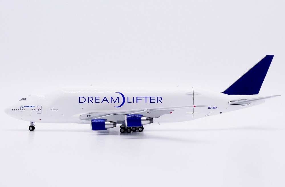 Boeing Company / Boeing B747-400LCF Dreamlifter / N718BA / LH4429C / 1:400
