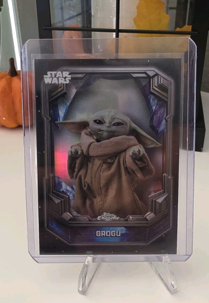 2026 Topps Chrome Star Wars Grogu Cosmic Crystals SSP #COS-20 ππ₯ 2026 Topps Chrome Star Wars Grogu Cosmic Crystals SSP #COS-20 ππ₯