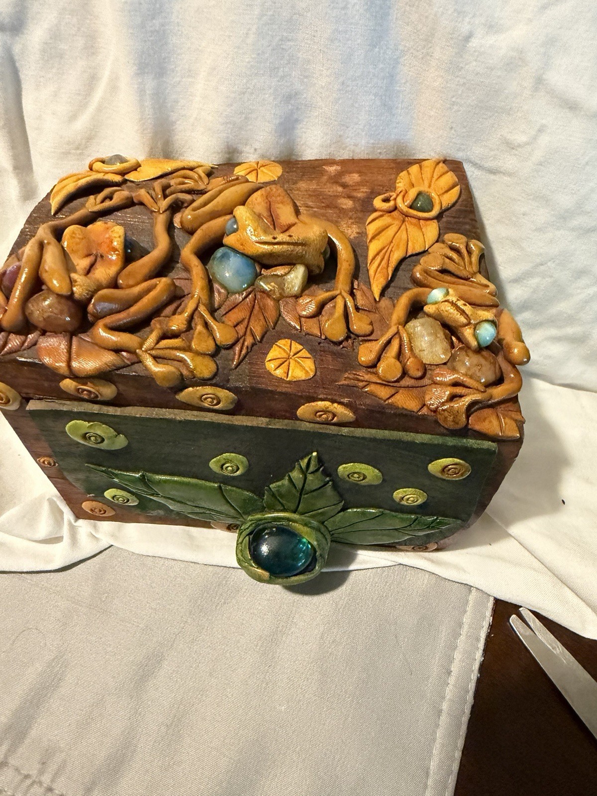 Vintage Jeweled Wooden Treasure Box Hand Made Storage Chest Frog outdoor Vintage Jeweled Wooden Treasure Box Hand Made Storage Chest Frog outdoor
