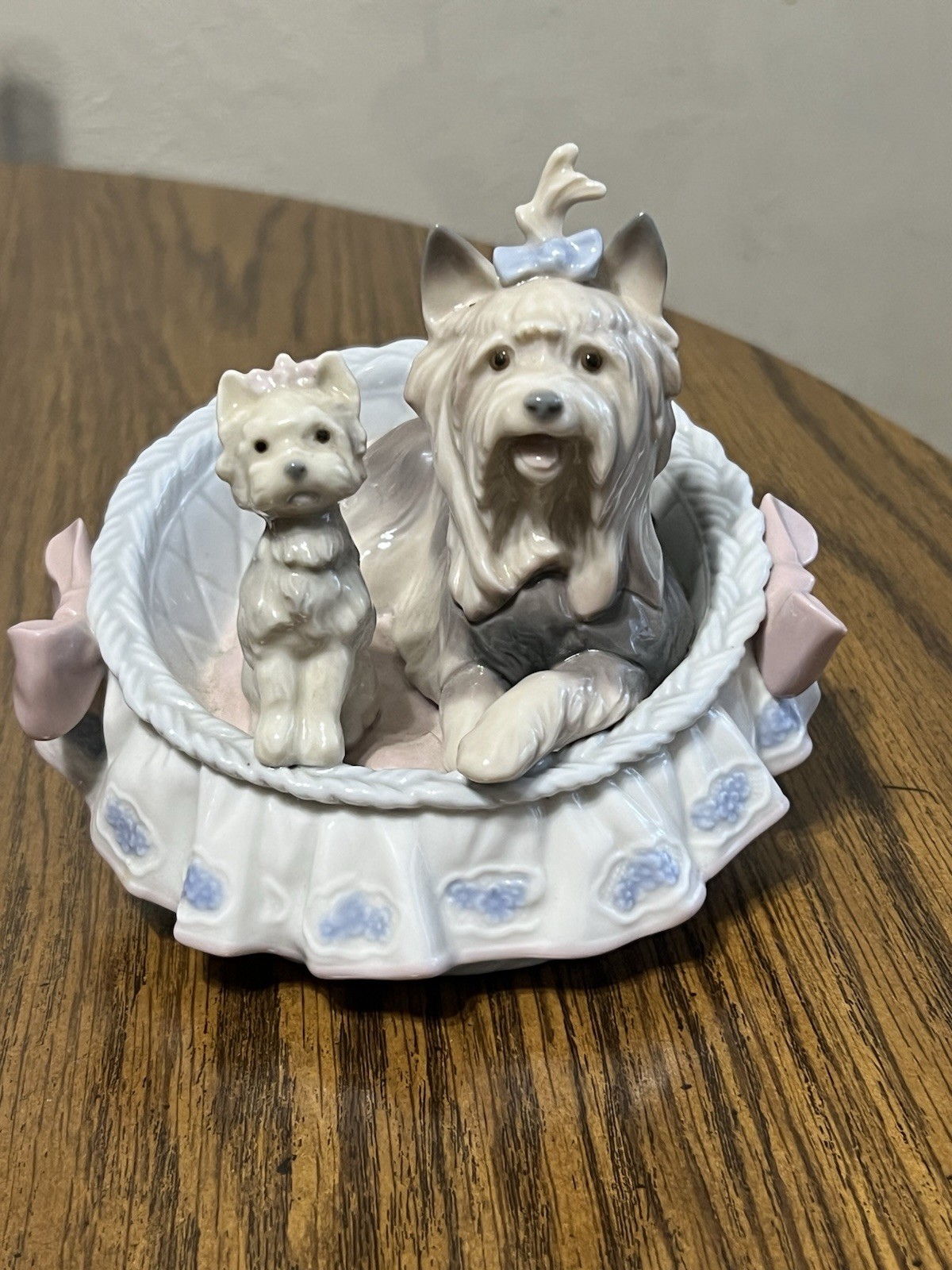 Lladro Figurine \ Lladro Figurine \