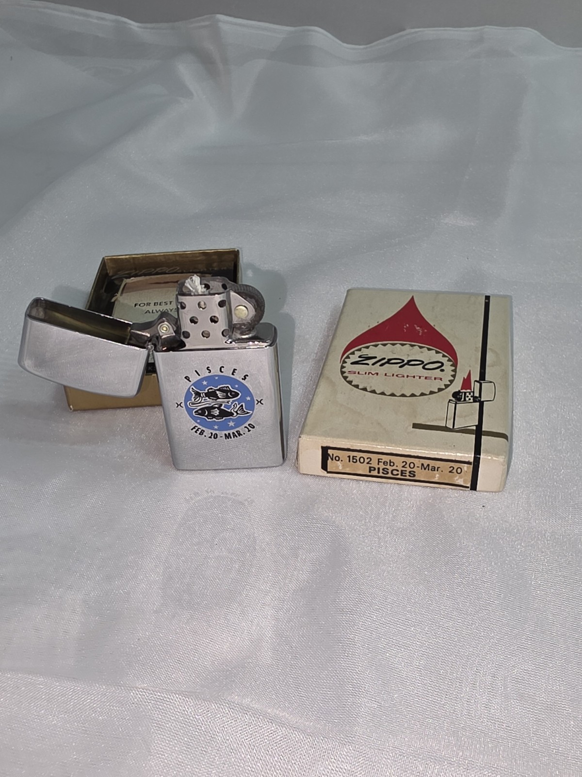 Vintage 1970s Zippo Slim Lighter Zodiac Pisces No 1502 Boxed Set Paperwork 75