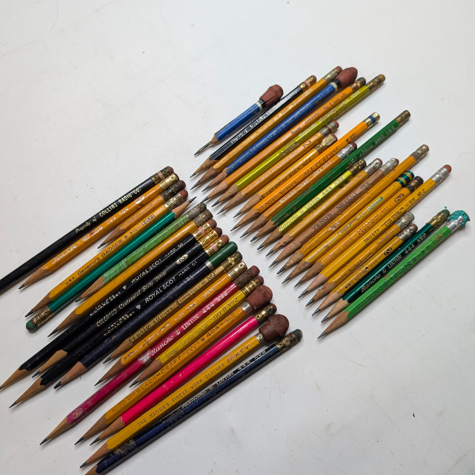 x40 LOT Vtg Pencils Collins Radio Co Eberhard Faber Mongol Venus Staedtler x40 LOT Vtg Pencils Collins Radio Co Eberhard Faber Mongol Venus Staedtler