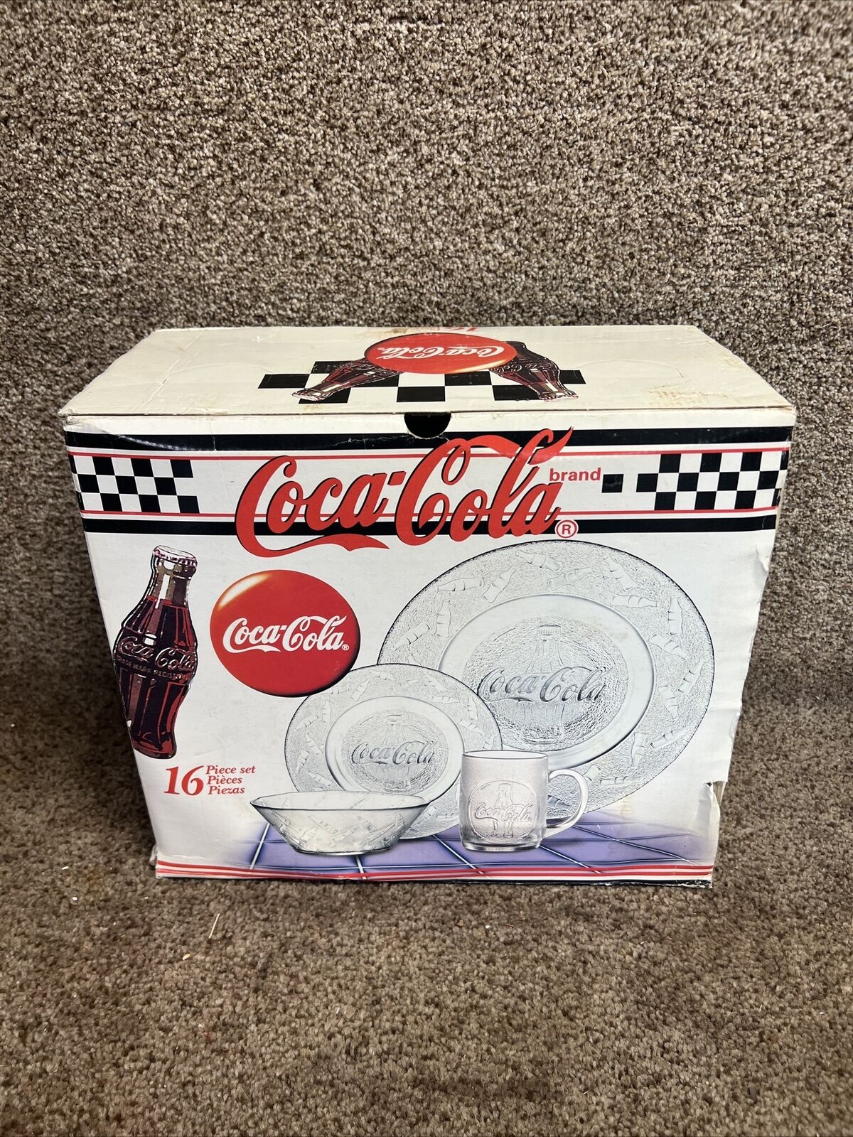 Vintage Collector's Coke 16pcs Coca-Cola Glass Dinner Dish Set New