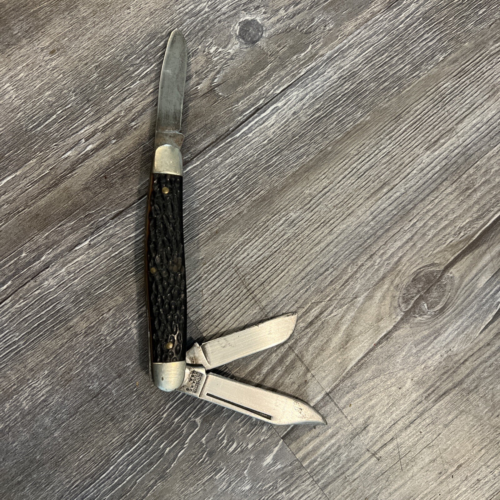 Kutmaster 3 Blade Pocket Knife Vintage Kutmaster 3 Blade Pocket Knife Vintage