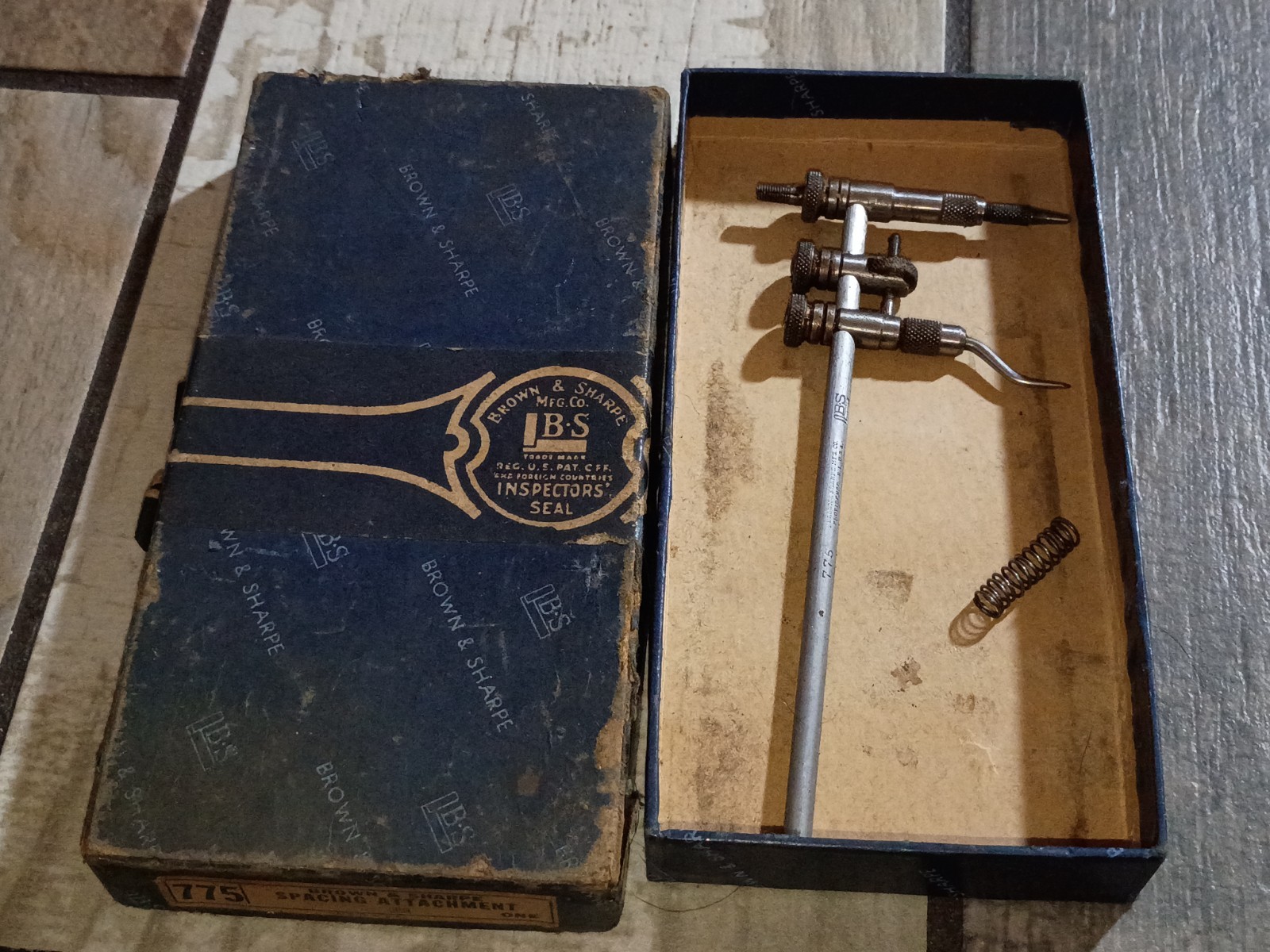 Brown & Sharpe No 775 Spacing Attachment Machinist Tool USA RARE Brown & Sharpe No 775 Spacing Attachment Machinist Tool USA RARE