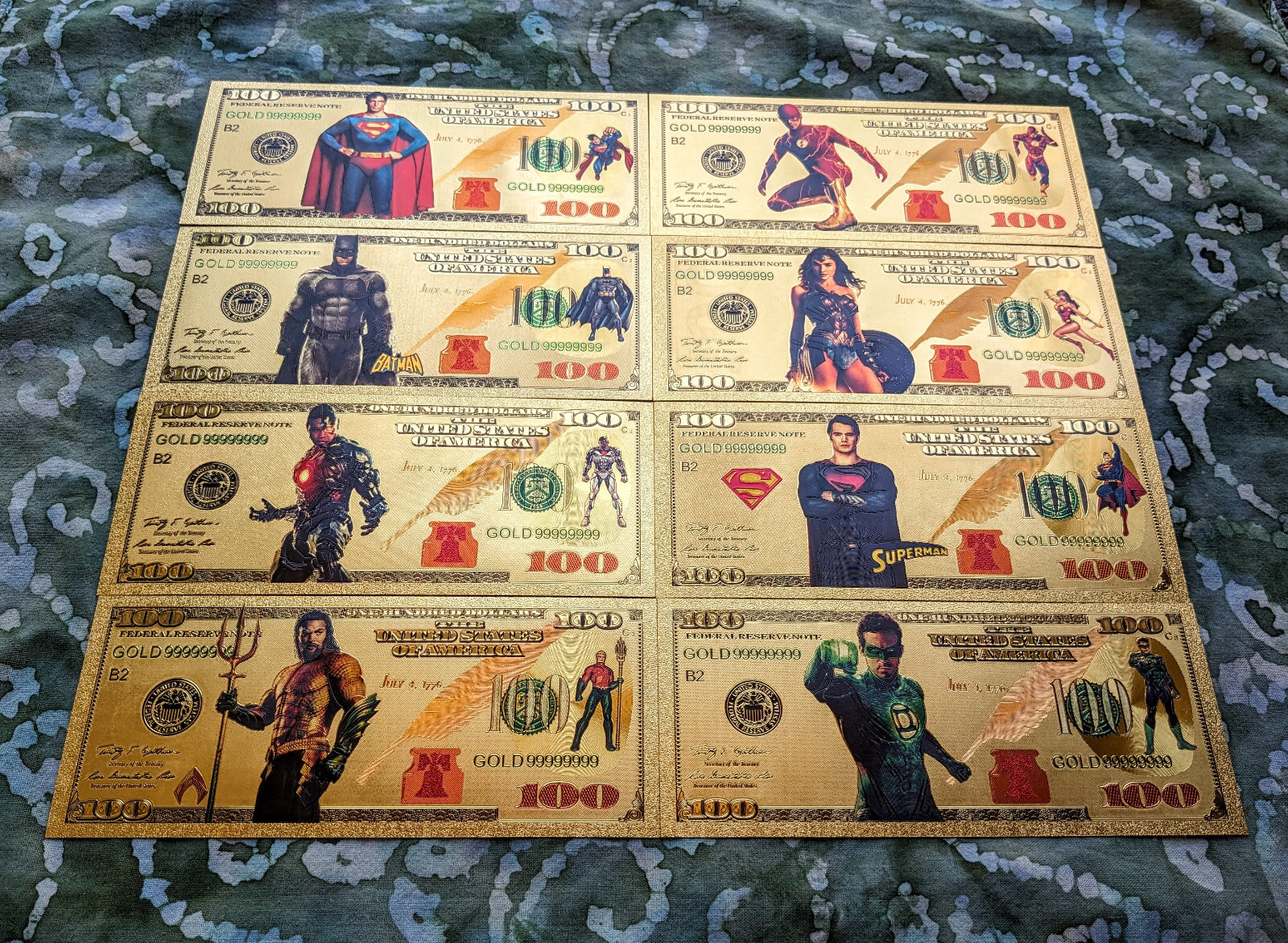Rare *COMPLETE* 8 pc 24k Gold Foil Plated DC Heroes Banknote Set Superman Rare *COMPLETE* 8 pc 24k Gold Foil Plated DC Heroes Banknote Set Superman