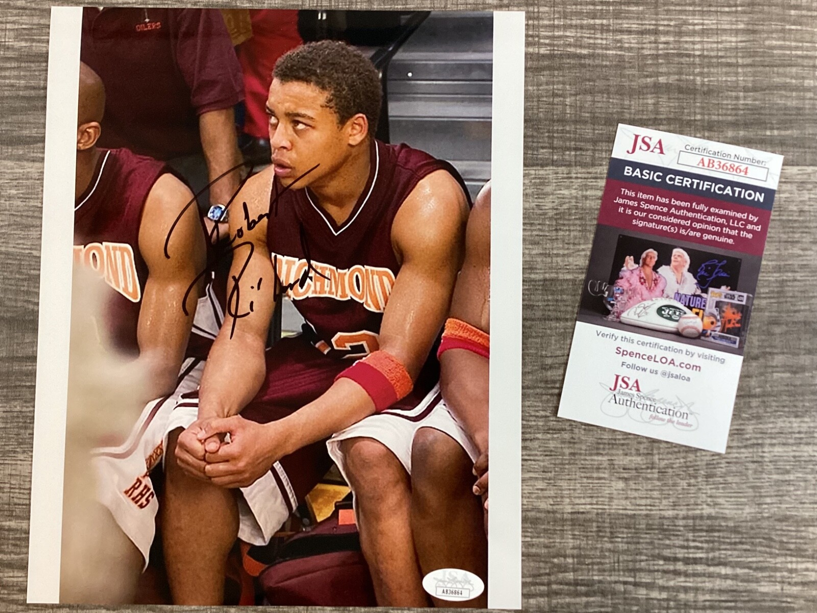 (SSG) ROBERT RI'CHARD Signed 8X10 Color Photo 