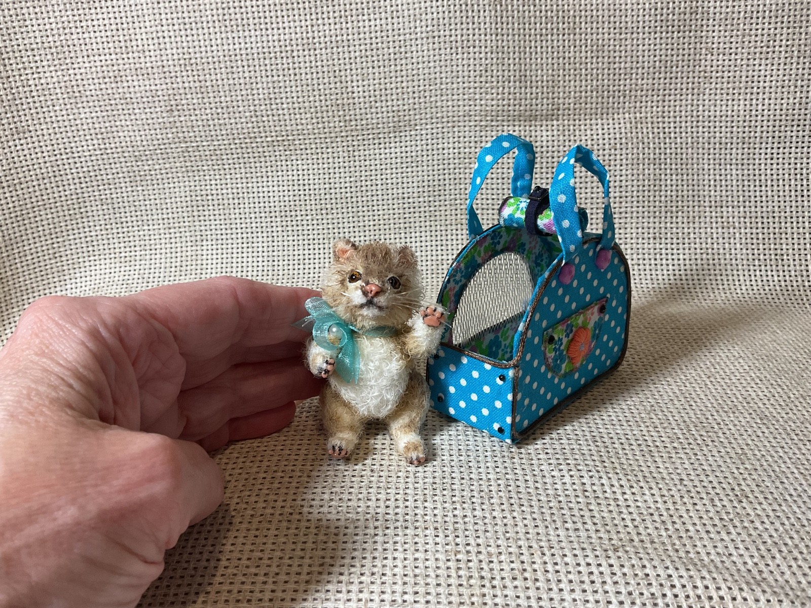 Miniature Kitten - approx.2 Miniature Kitten - approx.2