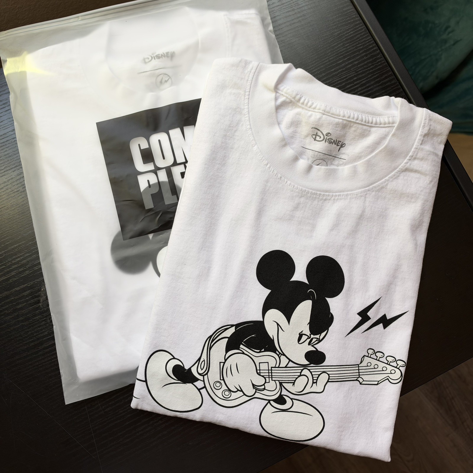 LIMITED EDITION COMPLEXCON 2026 Fragment x Disney Mickey - Electric Tshirt XXLRG LIMITED EDITION COMPLEXCON 2026 Fragment x Disney Mickey - Electric Tshirt XXLRG