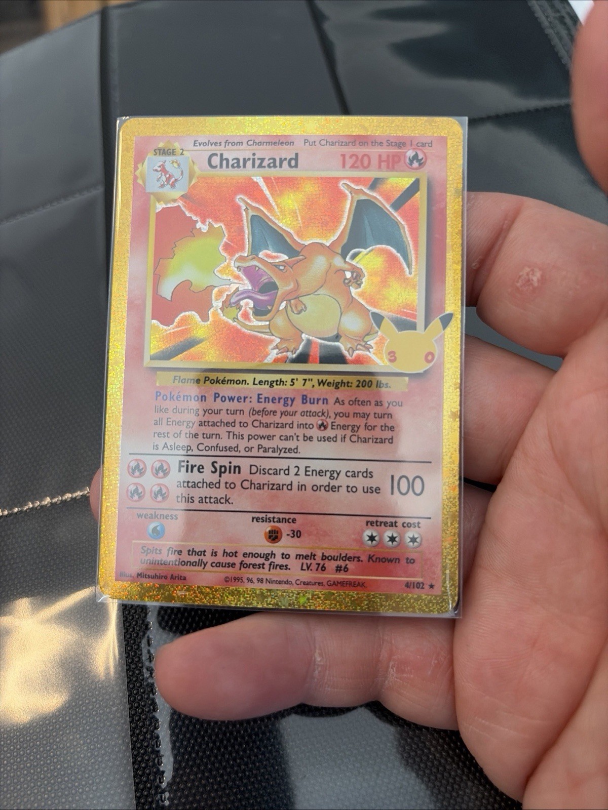 Pokémon - 30th Anniversary Celebration - Charizard - Classic Collection - #4/102 Pokémon - 30th Anniversary Celebration - Charizard - Classic Collection - #4/102