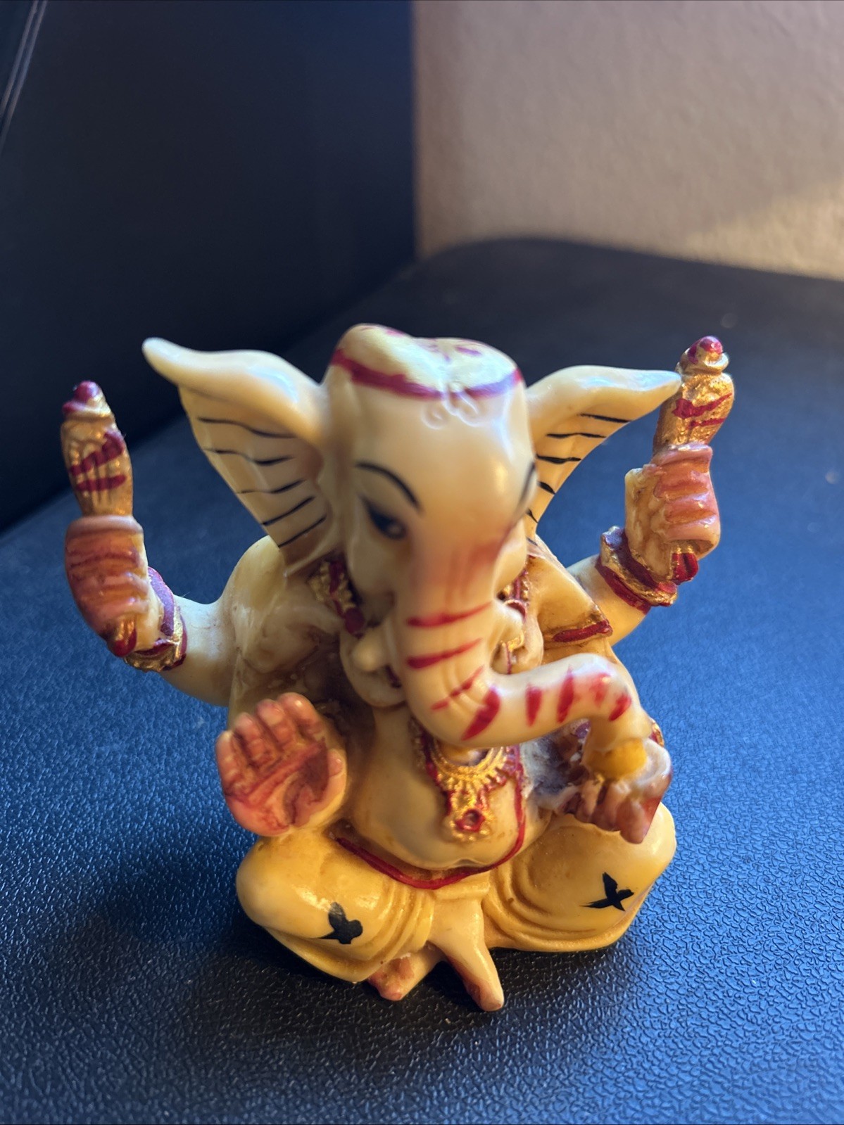 Small Lord Ganesh Statue for Car Dashboard Small Lord Ganesh Statue for Car Dashboard