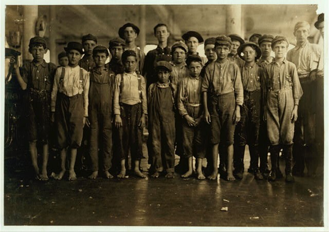 Washington Cotton Mills,Fries,Virginia,Child Labor,Lewis Wickes Hine,1911 2
