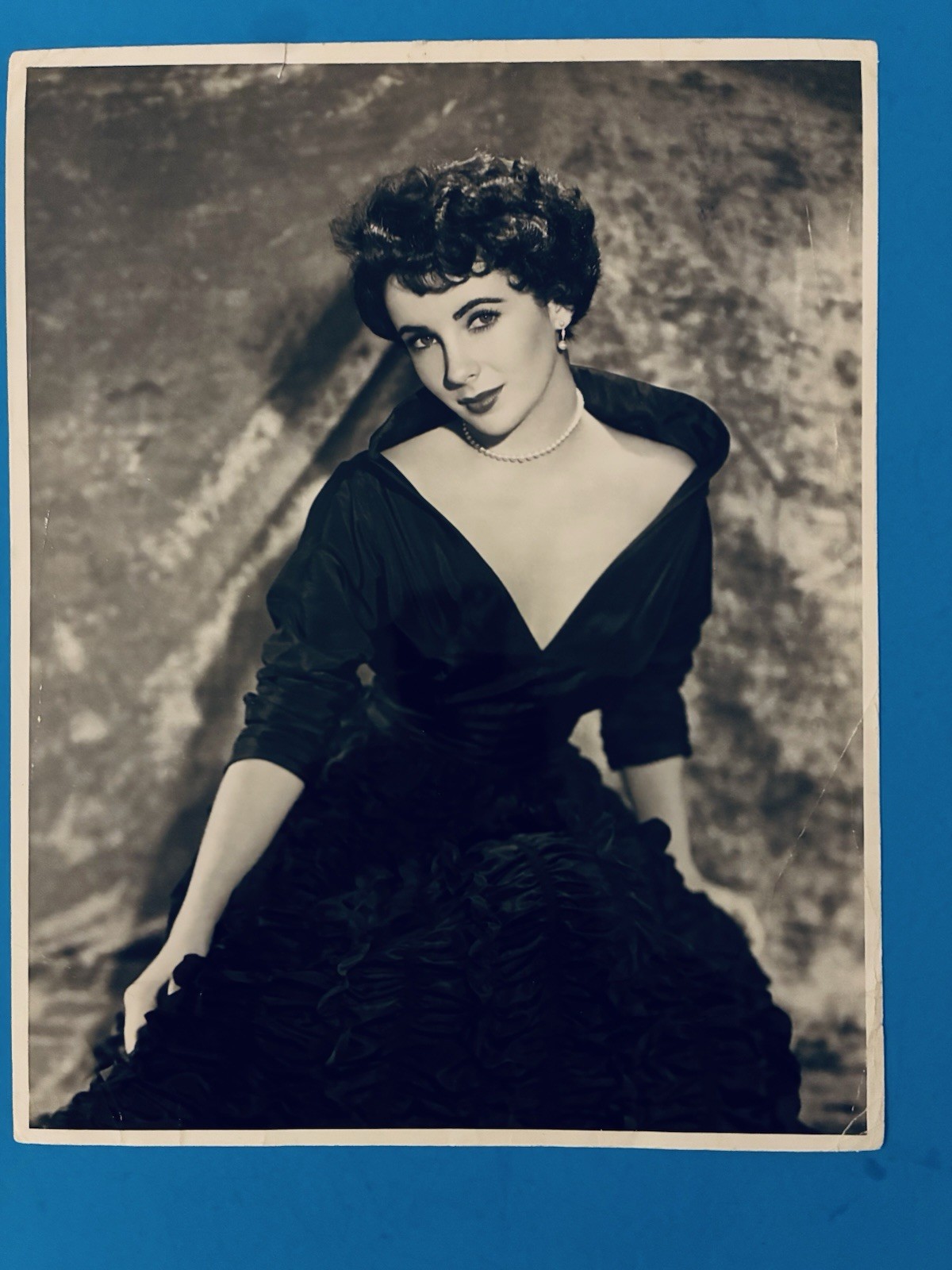 Vintage Elizabeth Taylor 8x10 Portrait Photo Whitney Schafer MGM Glamour Stamped Vintage Elizabeth Taylor 8x10 Portrait Photo Whitney Schafer MGM Glamour Stamped