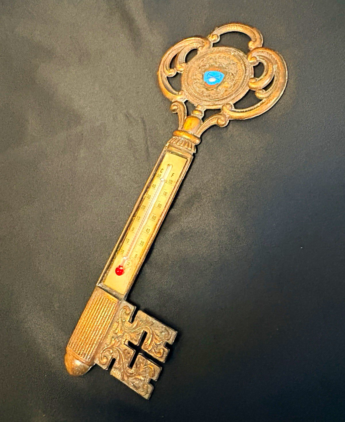 Vintage Key-Shaped Souvenir Thermometer Insert \ Vintage Key-Shaped Souvenir Thermometer Insert \