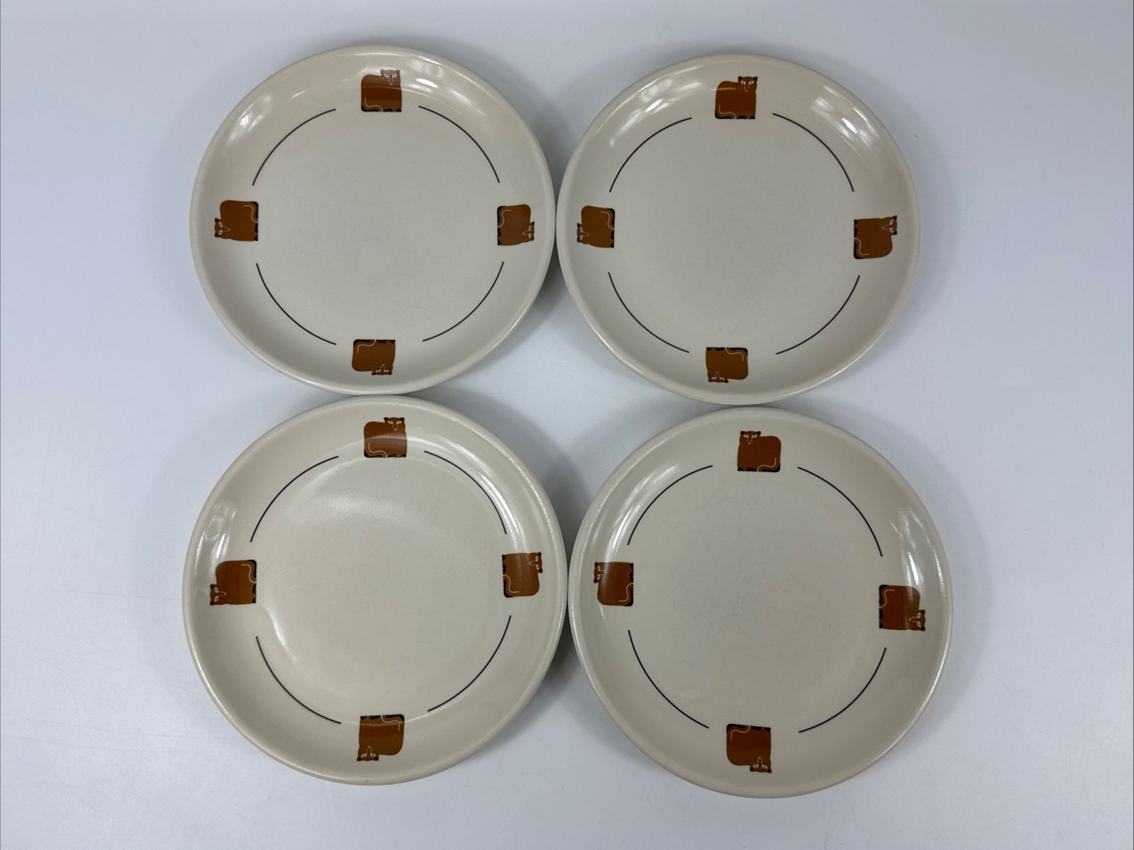 4x Vintage 1984 Taylor & NG Minimals cat plate 7 1/2