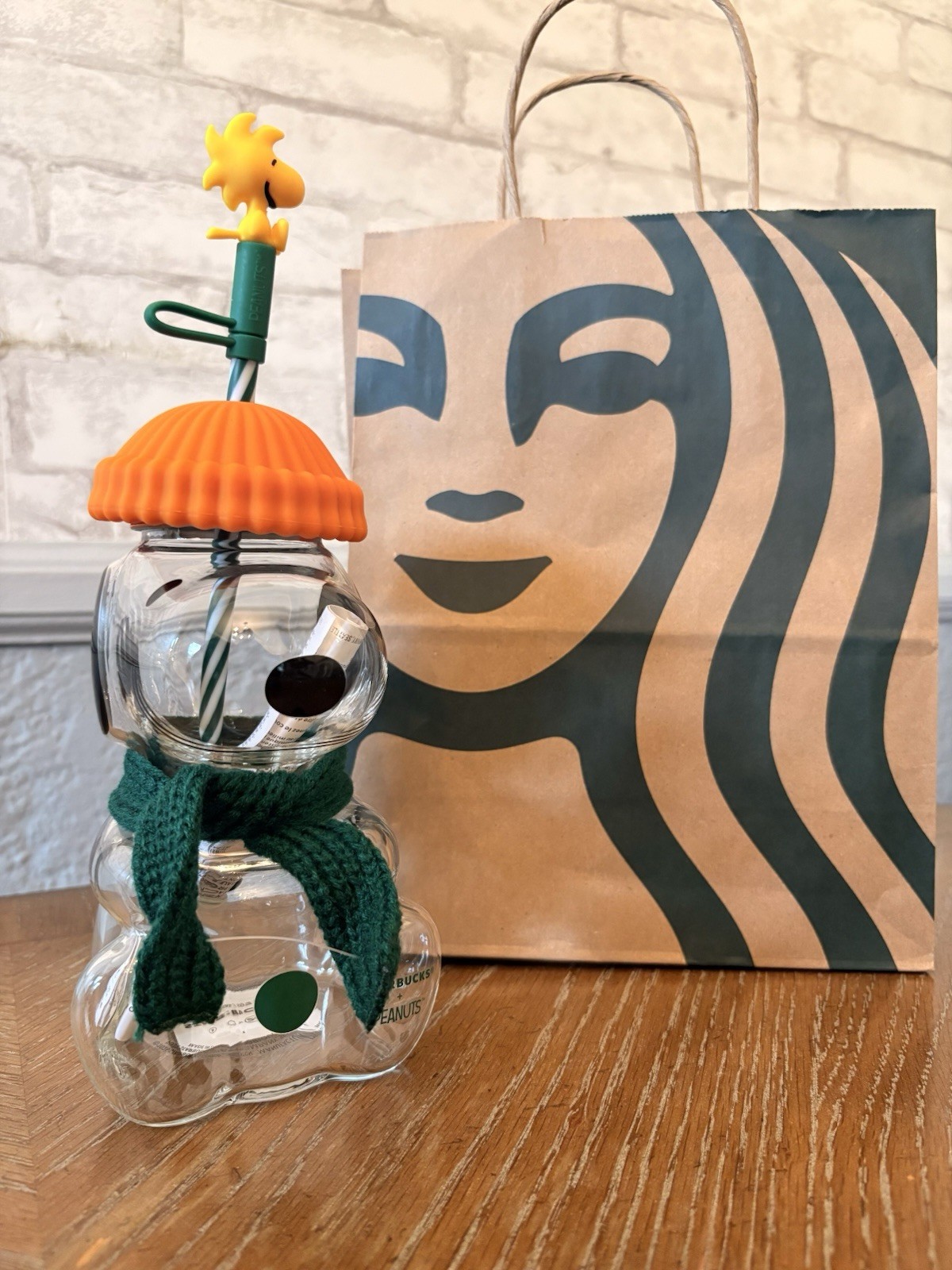 NEW Starbucks X Peanuts Snoopy Glass Cold Cup (AUTHENTIC) NEW Starbucks X Peanuts Snoopy Glass Cold Cup (AUTHENTIC)