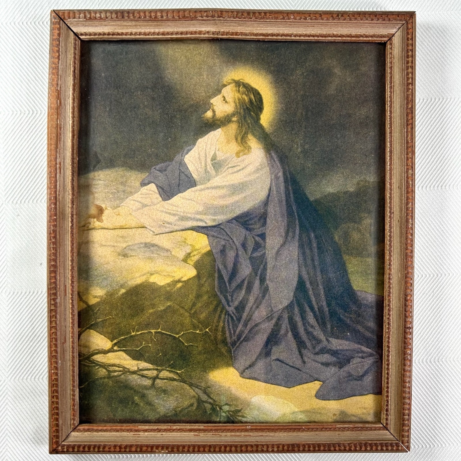 VTG Jesus Christ in the Garden of Gethsemane Print w/Primitive Frame 9.5\